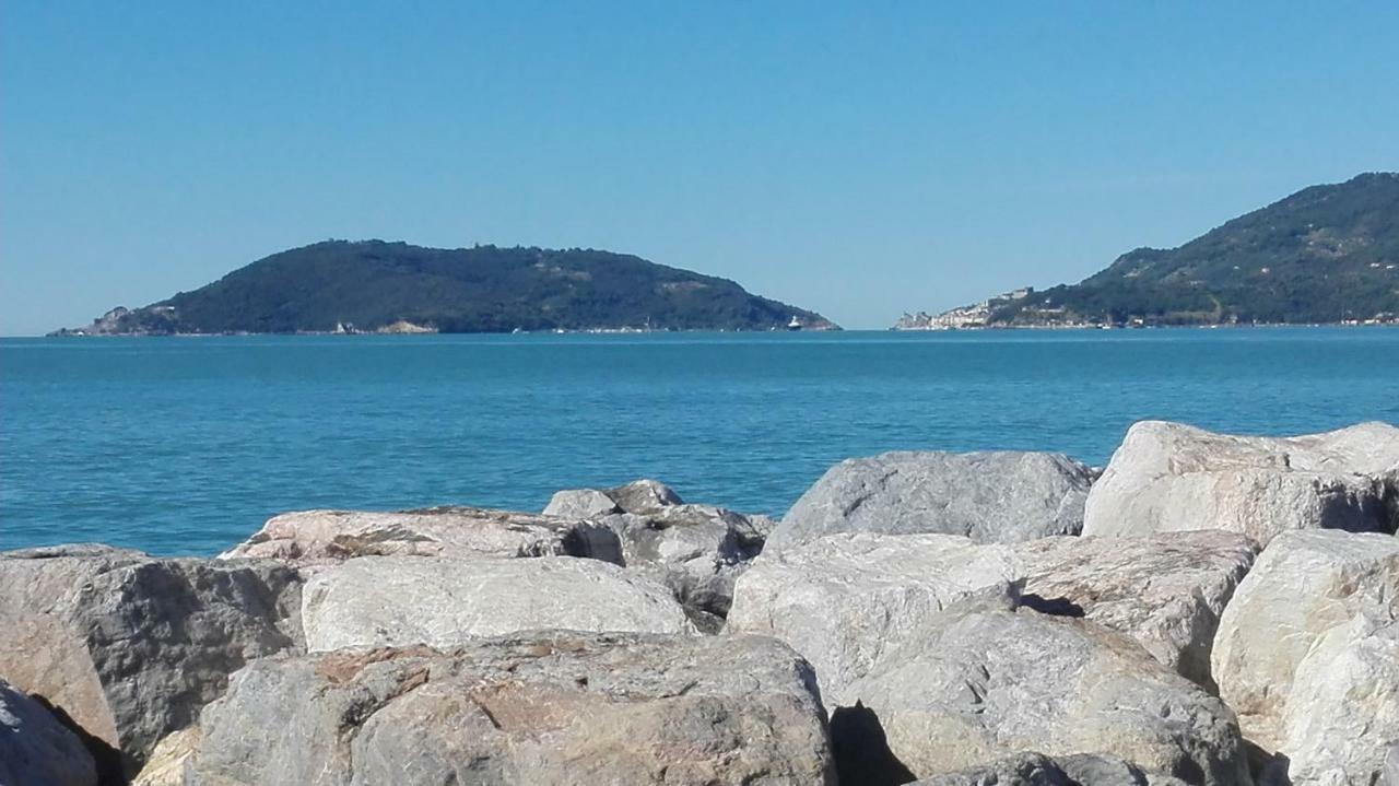 La Casetta Dei Marinai Lerici Luaran gambar